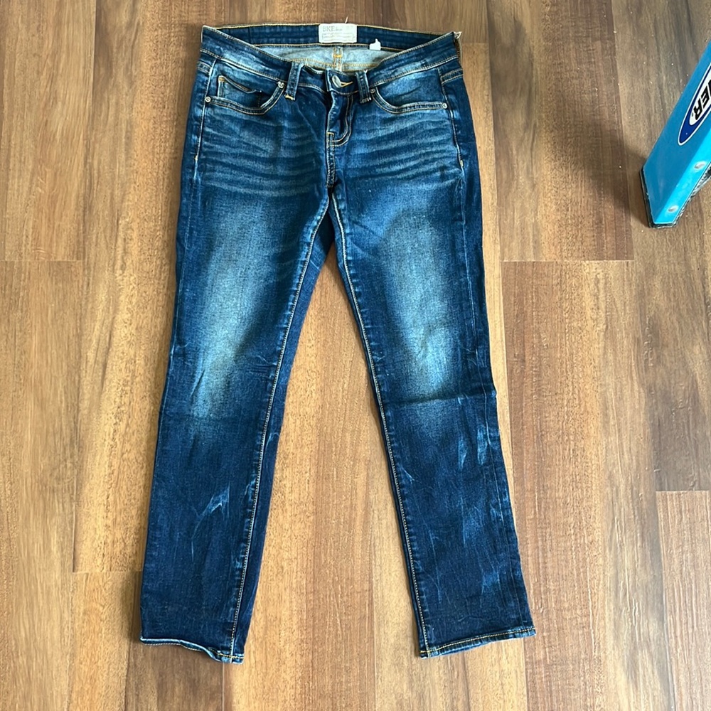 BKE Stella size 24 crop
